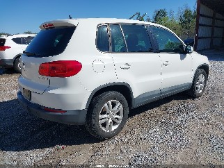 2013 Volkswagen Tiguan, VIN WVGAV7AX2DW552348. Фото 4 з 6 з аукціону IAAI. Каталог авто зі США OpenDataCar.