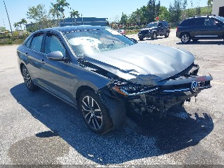 2025 Volkswagen Jetta, VIN 3VW7X7BU5SM038078. Zdjęcie 1 z 6 z aukcji IAAI. Katalog aut z USA OpenDataCar.