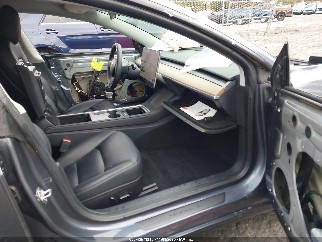 2022 Tesla Model 3, VIN 5YJ3E1EB8NF354677. Фото 5 из 6 с аукциона IAAI. Каталог авто из США OpenDataCar.