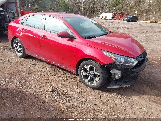 2021 Kia Forte, VIN 3KPF24AD2ME291613. Фото 1 з 6 з аукціону IAAI. Каталог авто зі США OpenDataCar.