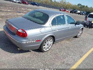 2008 Jaguar S-Type, VIN SAJWA01A58FN88986. Фото 4 из 6 с аукциона IAAI. Каталог авто из США OpenDataCar.