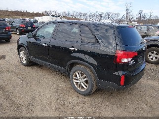 2015 Kia Sorento, VIN 5XYKTCA69FG639727. Фото 3 з 6 з аукціону IAAI. Каталог авто зі США OpenDataCar.