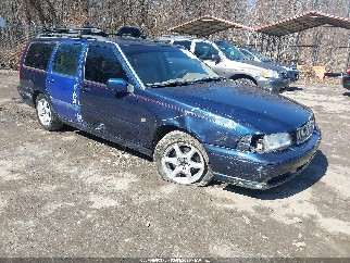2000 Volvo V70, VIN YV1LW61J9Y2649196. Фото 1 из 6 с аукциона IAAI. Каталог авто из США OpenDataCar.