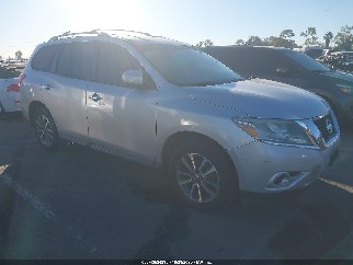 2013 Nissan Pathfinder, VIN 5N1AR2MNXDC671042. Zdjęcie 1 z 6 z aukcji IAAI. Katalog aut z USA OpenDataCar.