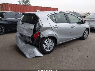 2015 Toyota Prius C, VIN JTDKDTB36F1105618. Фото 4 з 6 з аукціону IAAI. Каталог авто зі США OpenDataCar.