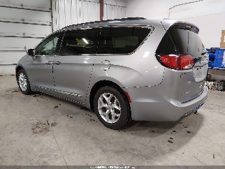 2017 Chrysler Pacifica, VIN 2C4RC1BG0HR809921. Фото 3 з 6 з аукціону IAAI. Каталог авто зі США OpenDataCar.