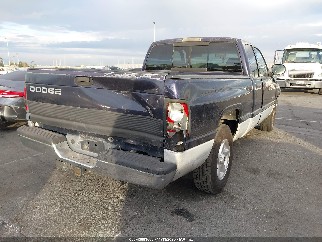 1999 Dodge Ram 1500, VIN 3B7HC13Y9XG216887. Фото 4 з 6 з аукціону IAAI. Каталог авто зі США OpenDataCar.