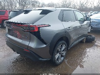 2023 Subaru Solterra, VIN JTMABABA8PA011648. Фото 4 з 6 з аукціону IAAI. Каталог авто зі США OpenDataCar.