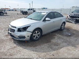 2015 Chevrolet Cruze, VIN 1G1PC5SB9F7274033. Zdjęcie 2 z 6 z aukcji IAAI. Katalog aut z USA OpenDataCar.