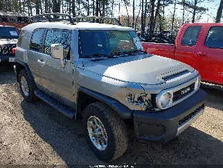2012 Toyota FJ Cruiser, VIN JTEBU4BF7CK126155. Фото 1 из 6 с аукциона IAAI. Каталог авто из США OpenDataCar.