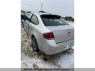 2009 Ford Focus, VIN 1FAHP33N99W251638. Фото 3 з 6 з аукціону IAAI. Каталог авто зі США OpenDataCar.