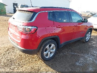 2019 Jeep Compass, VIN 3C4NJCBB0KT743671. Фото 4 з 6 з аукціону IAAI. Каталог авто зі США OpenDataCar.