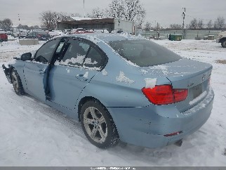 2014 Bmw 3 Series, VIN WBA3C3C57EF987047. Фото 3 з 6 з аукціону IAAI. Каталог авто зі США OpenDataCar.