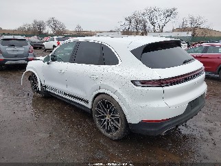 2024 Porsche Cayenne, VIN WP1AA2AY6RDA14622. Фото 3 з 6 з аукціону IAAI. Каталог авто зі США OpenDataCar.