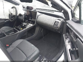 2025 Toyota BZ4X, VIN JTMAAAAA5SA066295. Фото 5 з 6 з аукціону IAAI. Каталог авто зі США OpenDataCar.