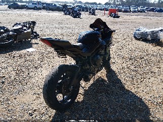 2023 Suzuki GSX-R1000, VIN JS1DM11F3P7100099. Фото 4 из 6 с аукциона IAAI. Каталог авто из США OpenDataCar.