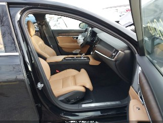 2023 Volvo S90, VIN LVY062MA1PP318801. Фото 5 из 6 с аукциона IAAI. Каталог авто из США OpenDataCar.