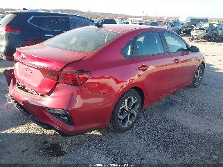 2021 Kia Forte, VIN 3KPF24AD6ME312978. Фото 4 з 6 з аукціону IAAI. Каталог авто зі США OpenDataCar.