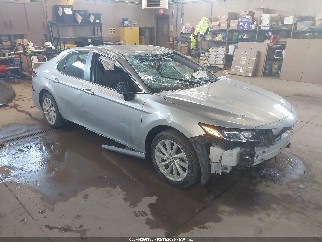 2022 Toyota Camry, VIN 4T1C11BK7NU049190. Фото 1 з 6 з аукціону IAAI. Каталог авто зі США OpenDataCar.