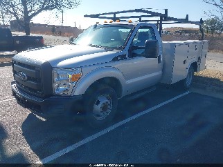 2015 Ford F-350, VIN 1FDRF3G6XFEA77984. Zdjęcie 2 z 6 z aukcji IAAI. Katalog aut z USA OpenDataCar.