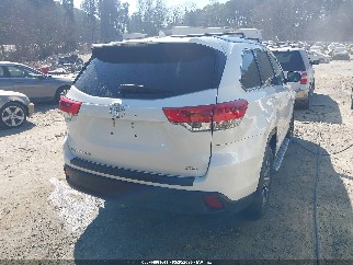 2019 Toyota Highlander, VIN 5TDKZRFH2KS570579. Фото 4 з 6 з аукціону IAAI. Каталог авто зі США OpenDataCar.