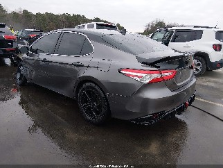 2020 Toyota Camry, VIN 4T1C11AK1LU971808. Фото 3 з 6 з аукціону IAAI. Каталог авто зі США OpenDataCar.