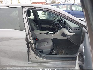 2023 Toyota Camry, VIN 4T1C11AKXPU156772. Фото 5 з 6 з аукціону IAAI. Каталог авто зі США OpenDataCar.