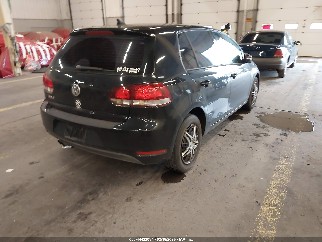 2012 Volkswagen Golf, VIN WVWDB7AJ0CW011738. Zdjęcie 4 z 6 z aukcji IAAI. Katalog aut z USA OpenDataCar.