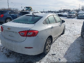 2018 Chevrolet Cruze, VIN 1G1BC5SM8J7214507. Фото 4 з 6 з аукціону IAAI. Каталог авто зі США OpenDataCar.