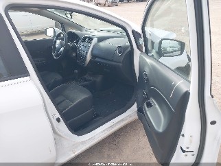 2015 Nissan Versa Note, VIN 3N1CE2CP0FL396822. Фото 5 з 6 з аукціону IAAI. Каталог авто зі США OpenDataCar.