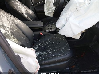 2024 Ford Mustang Mach-E, VIN 3FMTK1R41RMA42671. Фото 5 з 6 з аукціону IAAI. Каталог авто зі США OpenDataCar.