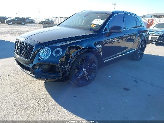 2017 Bentley Bentayga, VIN SJAAC2ZV4HC015750. Фото 2 з 6 з аукціону IAAI. Каталог авто зі США OpenDataCar.