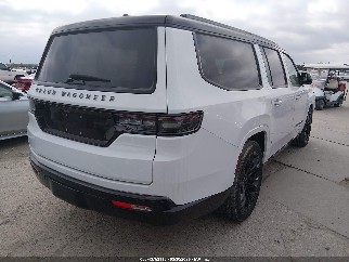2024 Jeep Grand Wagoneer, VIN 1C4SJSFP9RS150289. Фото 4 из 6 с аукциона IAAI. Каталог авто из США OpenDataCar.