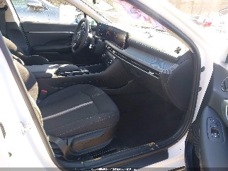 2024 Hyundai Sonata, VIN KMHL64JA1RA416216. Zdjęcie 5 z 6 z aukcji IAAI. Katalog aut z USA OpenDataCar.