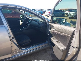 2022 Honda Insight, VIN 19XZE4F59NE005974. Фото 5 из 6 с аукциона IAAI. Каталог авто из США OpenDataCar.