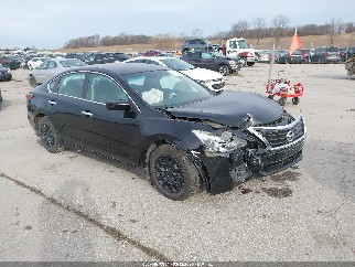 2015 Nissan Altima, VIN 1N4AL3AP7FN350199. Фото 1 з 6 з аукціону IAAI. Каталог авто зі США OpenDataCar.