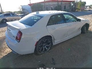 2018 Chrysler 300, VIN 2C3CCABG0JH191053. Фото 4 з 6 з аукціону IAAI. Каталог авто зі США OpenDataCar.