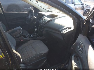 2019 Ford Escape, VIN 1FMCU0F74KUB26634. Фото 5 з 6 з аукціону IAAI. Каталог авто зі США OpenDataCar.