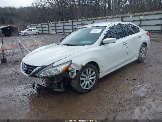2016 Nissan Altima, VIN 1N4AL3AP0GN358100. Фото 2 из 6 с аукциона IAAI. Каталог авто из США OpenDataCar.