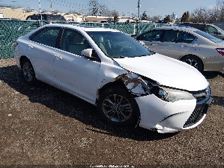 2015 Toyota Camry, VIN 4T1BF1FK9FU092583. Photo 1 of 6 from IAAI auction. OpenDataCar US salvage catalog.