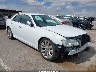 2019 Chrysler 300, VIN 2C3CCAEG9KH536237. Фото 1 з 6 з аукціону IAAI. Каталог авто зі США OpenDataCar.