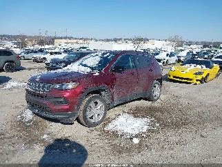 2022 Jeep Compass, VIN 3C4NJDBBXNT217140. Фото 2 з 6 з аукціону IAAI. Каталог авто зі США OpenDataCar.