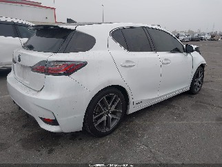 2015 Lexus CT 200h, VIN JTHKD5BH9F2233447. Zdjęcie 4 z 6 z aukcji IAAI. Katalog aut z USA OpenDataCar.