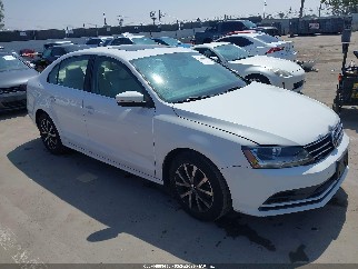 2017 Volkswagen Jetta, VIN 3VWDB7AJ1HM257086. Фото 1 з 6 з аукціону IAAI. Каталог авто зі США OpenDataCar.