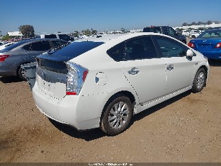 2014 Toyota Prius Plug-In, VIN JTDKN3DP8E3063839. Zdjęcie 4 z 6 z aukcji IAAI. Katalog aut z USA OpenDataCar.