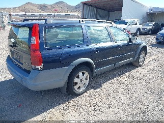 2001 Volvo V70, VIN YV1SZ58D311023121. Фото 4 из 6 с аукциона IAAI. Каталог авто из США OpenDataCar.