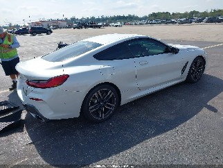 2023 Bmw 8 Series, VIN WBAAE2C04PCK62025. Фото 4 из 6 с аукциона IAAI. Каталог авто из США OpenDataCar.