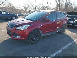 2016 Ford Escape, VIN 1FMCU9GX9GUB41690. Фото 2 из 6 с аукциона IAAI. Каталог авто из США OpenDataCar.
