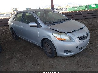 2010 Toyota Yaris, VIN JTDBT4K31A1370867. Фото 1 з 6 з аукціону IAAI. Каталог авто зі США OpenDataCar.