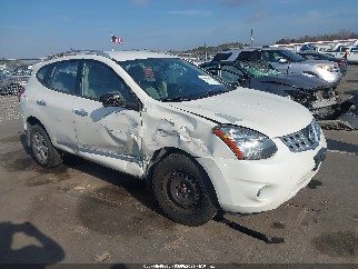 2015 Nissan Rogue, VIN JN8AS5MT2FW660017. Zdjęcie 1 z 6 z aukcji IAAI. Katalog aut z USA OpenDataCar.